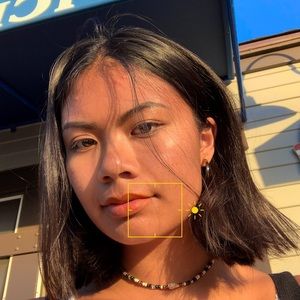 Meet your Posher, Mia